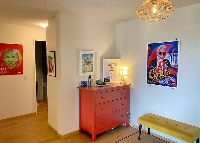 2 Rooms, Balcony With View & Parking Indoor Apartment Epalinges